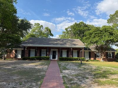 100 Peninsula Dr, Leland, MS, 38756