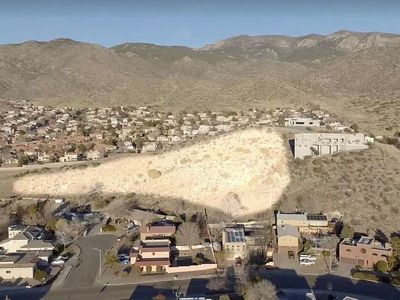 1209 Loma De Caliza NE, Albuquerque, NM, 87123