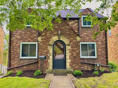 1706 Pioneer Ave, Pittsburgh, PA, 15226