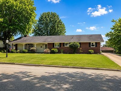 804 S Ritchie Ave, Ravenswood, WV, 26164