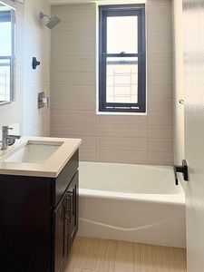 210 Broadway, New York, NY, 10007