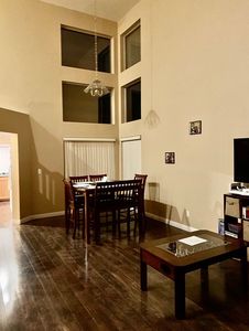 5 Spur Cross Cir, Henderson, NV, 89012