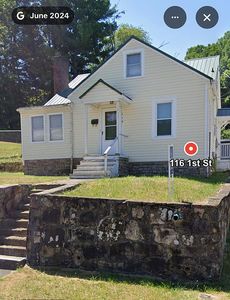116 1st St, Bluefield, VA, 24605