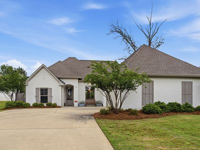 105 Shore View Dr, Madison, MS, 39110