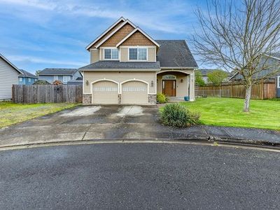 886 7th St, Harrisburg, OR, 97446