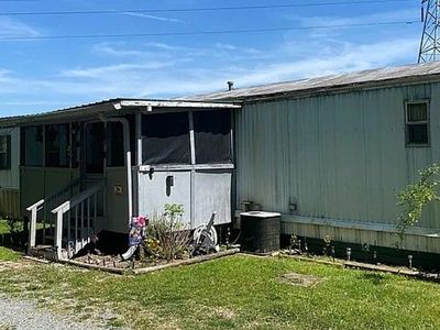 Ward Pl, Kingsport, TN, 37660