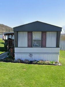 66 Blue Grass Vlg, Morgantown, WV, 26501