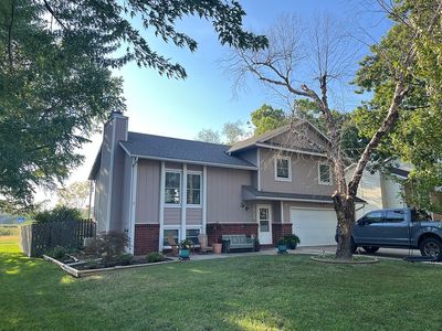 2011 Holiday Dr, Emporia, KS, 66801