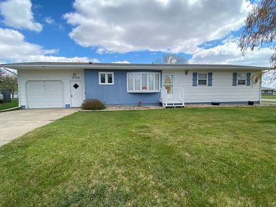 336 7th St NE, Garrison, ND, 58540