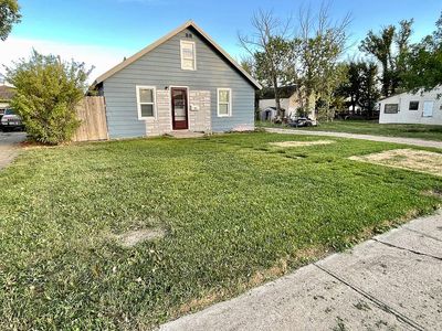 131 3rd Ave NW, Cut Bank, MT, 59427