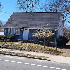 124 Marshall Dr, Selden, NY, 11784
