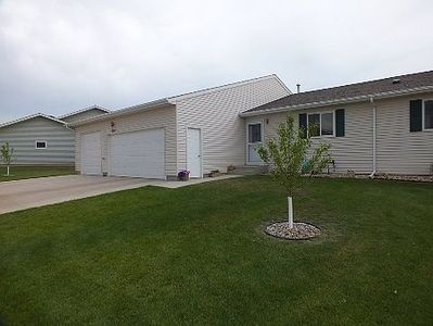 2204 14th St NW, Minot, ND, 58703