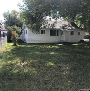 527 W 2nd St, Mountain View, WY, 82939