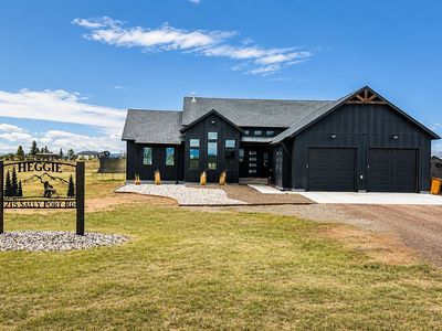 715 Sally Port Rd, Laramie, WY, 82070