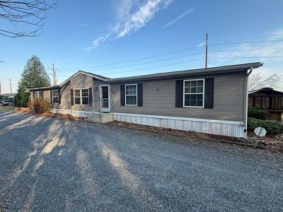 180 St Clair Ave, Pottsville, PA, 17901
