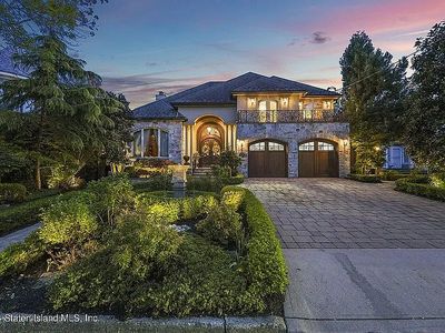 18 Jeffrey Pl, Staten Island, NY, 10307