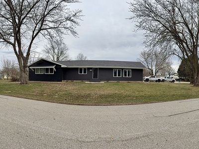 1028 Columbine Dr, Cedar Falls, IA, 50613