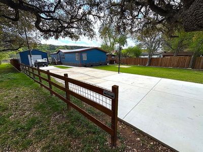 135 Lakeshore Dr S, Bandera, TX, 78003