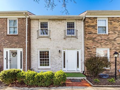 619 Dlyn St, Columbus, OH, 43228
