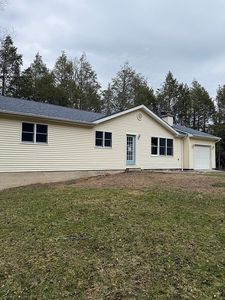 401 Ledgedale Rd, Lake Ariel, PA, 18436