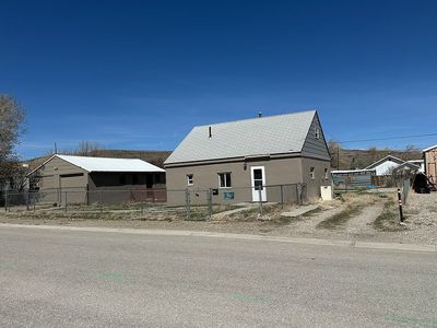 643 W Davis St, Rawlins, WY, 82301