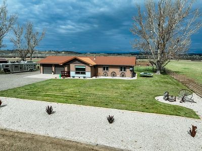 1419 W M Rd, Worden, MT, 59088
