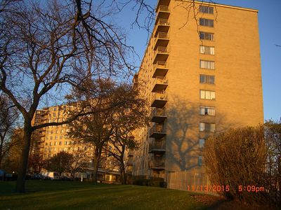 6933 N Kedzie Ave, Chicago, IL, 60645