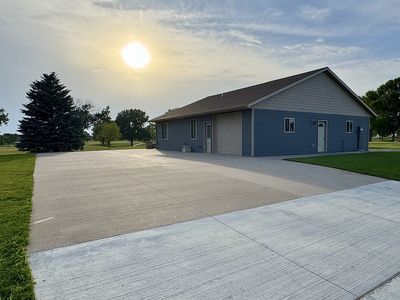 621 Douglas St, Salem, SD, 57058