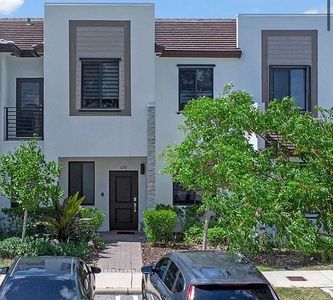 670 NE 207th St, Miami, FL, 33179
