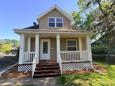 206 8th St, Brookings, SD, 57006