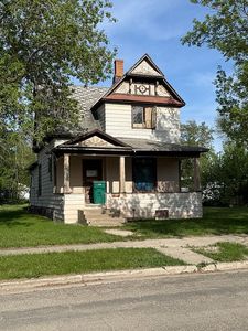 719 6th St, Langdon, ND, 58249