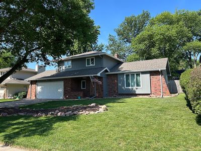 638 S 215th St, Omaha, NE, 68022