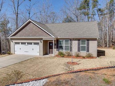 136 N Forest Cir, Marietta, SC, 29661
