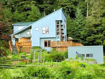 4010 Ridge Way, Juneau, AK, 99801