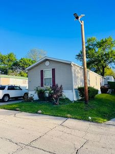 802 E County Line Rd, Des Moines, IA, 50320