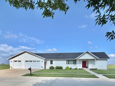 404 15th Ave NE, Sibley, IA, 51249