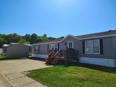632 Maple Ln, Columbus, MI, 48063