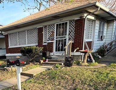1317 Burdsal Pkwy, Indianapolis, IN, 46208