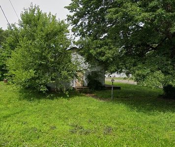 2305 Cleveland Ave, Baxter Springs, KS, 66713