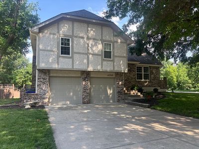 14709 S Locust St, Olathe, KS, 66062