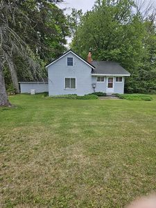 28348 W County Line Rd, Trout Lake, MI, 49793