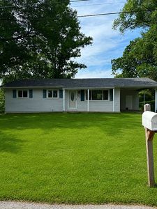 450 Hillcrest Ave, Bourbon, MO, 65441