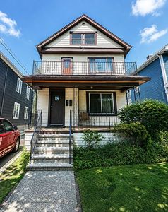 35 Parkridge Ave, Buffalo, NY, 14215