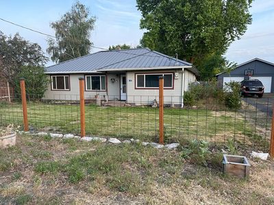 40 Long Ln, Yakima, WA, 98908