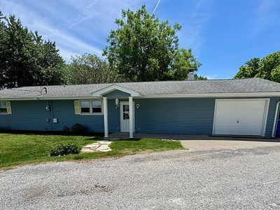 165 Birch Rd, Petersburg, IL, 62675