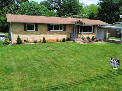 7703 Saxon Dr SW, Huntsville, AL, 35802