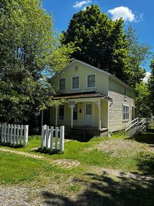 215 E Walnut St, Titusville, PA, 16354