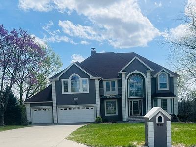 7305 NW Emerald Hills Dr, Kansas City, MO, 64152