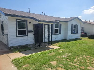 5137 E Berry St, Fort Worth, TX, 76119