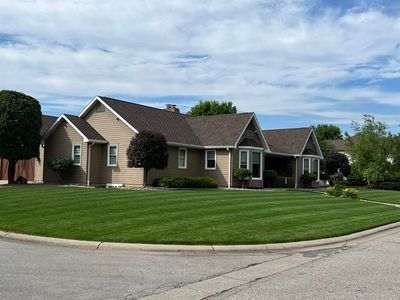 51117 Ashley Dr, Granger, IN, 46530